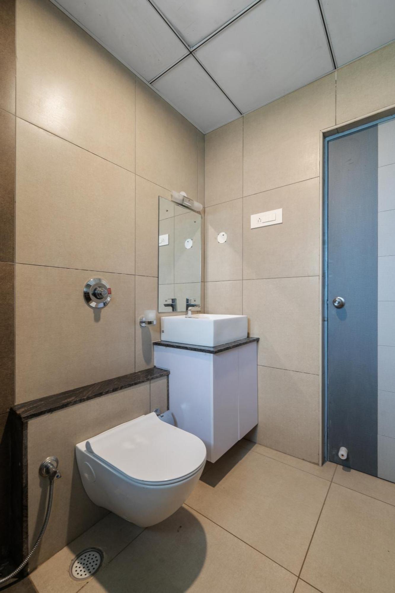 Hotel Gsr Tumkur Zewnętrze zdjęcie