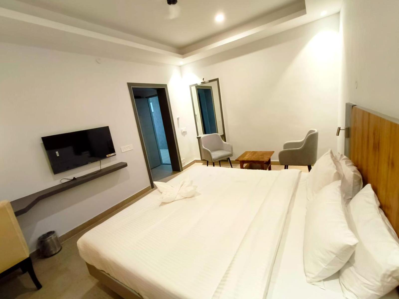 Hotel Gsr Tumkur Zewnętrze zdjęcie